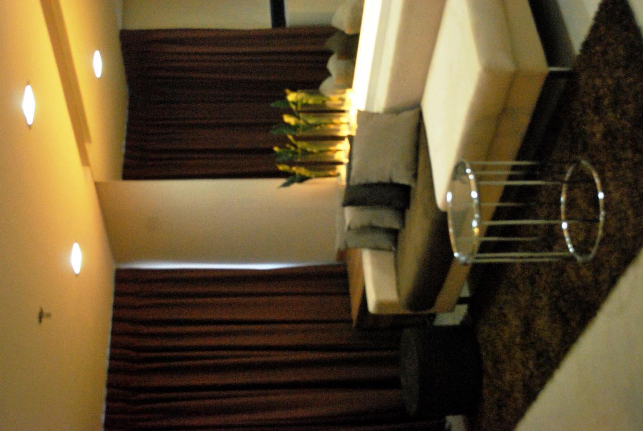 Bsa Twin Towers Apart otel Mandaluyong Dış mekan fotoğraf